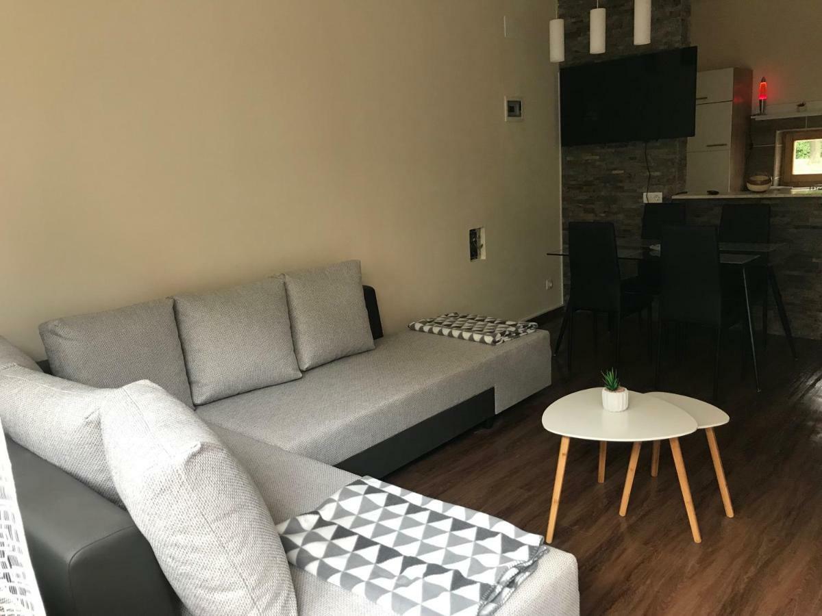 Candy Apartman Кестели Екстериор снимка