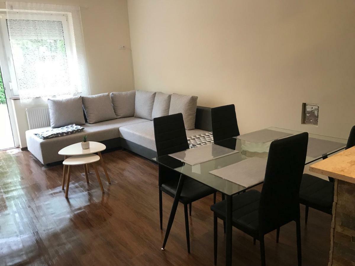 Candy Apartman Кестели Екстериор снимка